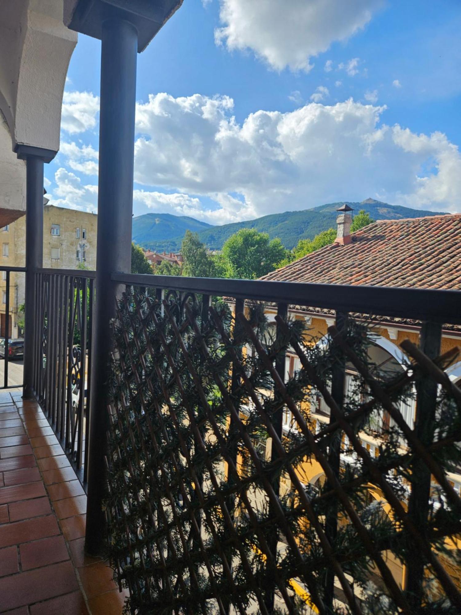 Aire De Montana Apartment Bonar Luaran gambar